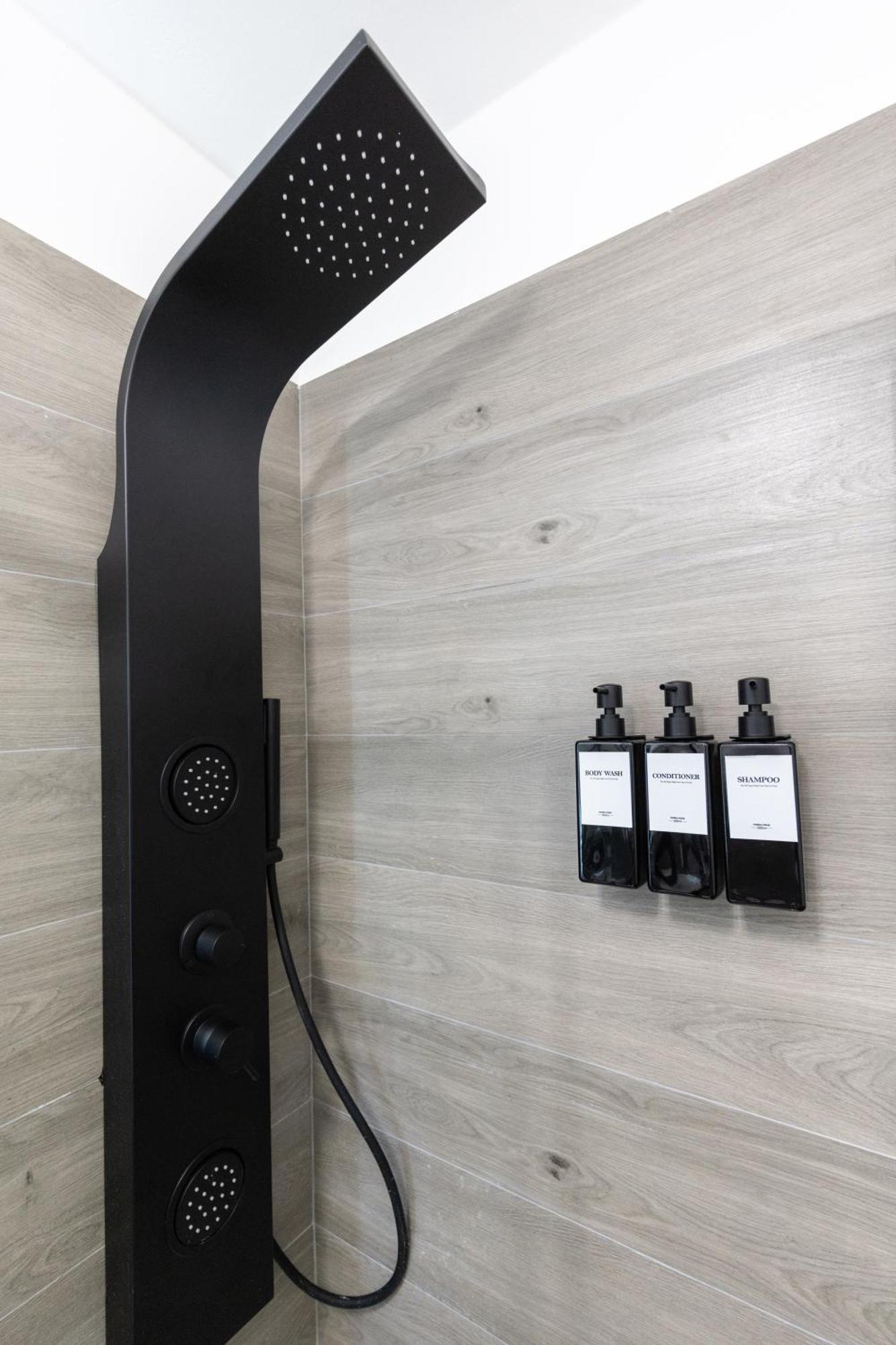 Urban Chic Luxury Suite Apartments Rome Exterior photo